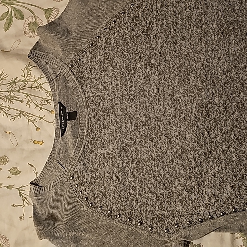 Sweater - Picture 3 of 4
